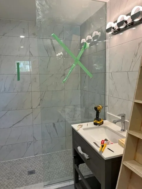 Glass and window installation and replacement services