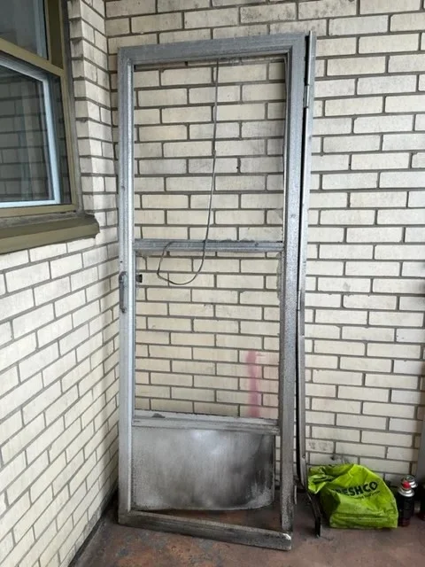 Glass and window installation and replacement services
